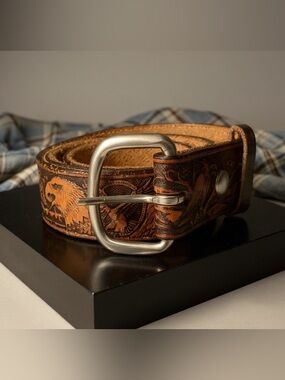 Vintage Western Tooled Leather Eagle Belt Brown Cowboy Rodeo Men’s Unisex 44”